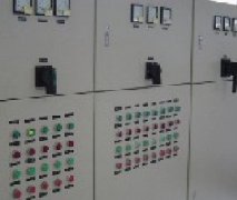 大香蕉久久久砌塊生產線的電控裝置